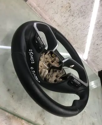 Hyundai Tucson IV NX4 Steering wheel
