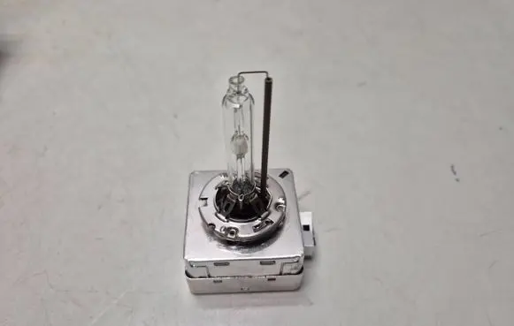 Mercedes-Benz E AMG W211 Xenon bulb 9285148294S.BSP D1S