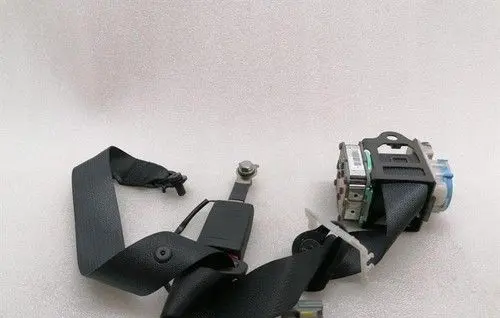 Aston Martin DB11 Rear seatbelt FD43611B74AAW