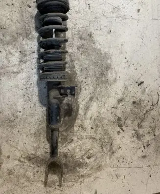 BMW 5 GT F07 Front shock absorber with coil spring 6778790