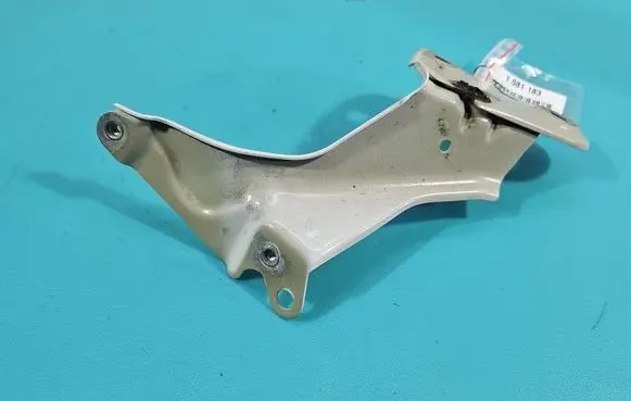 Skoda Octavia Mk4 Other engine bay part 5E3821228 IMPRK1581183