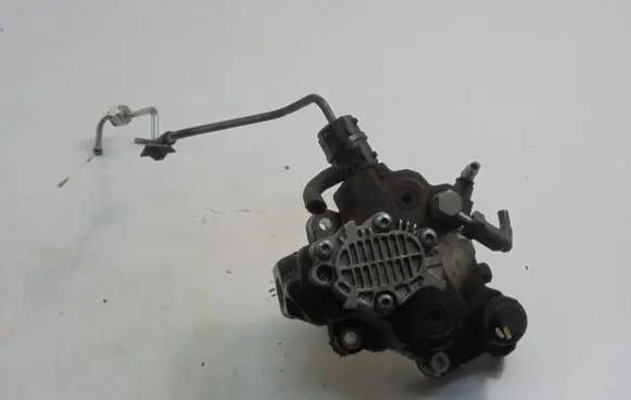 Renault Trafic II (X83) Fuel injection high pressure pump 7711497080