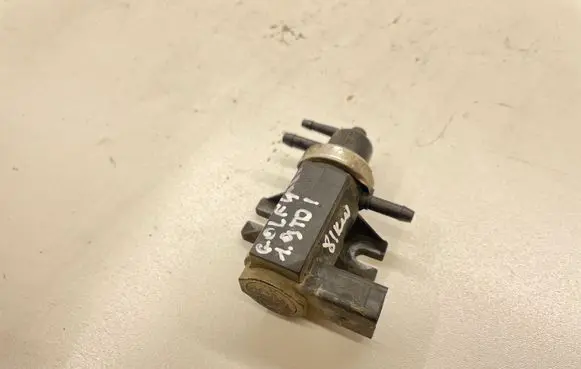 Volkswagen Golf IV Vacuum valve 1J0906627