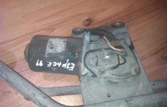 Renault Espace III Wiper motor