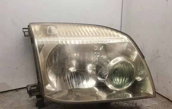 Nissan X-Trail T30 Headlight/headlamp 1669