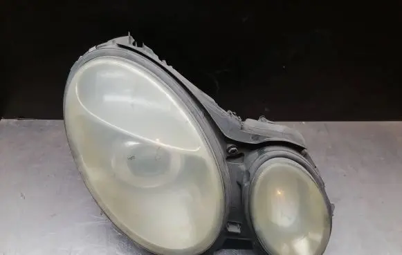 Mercedes-Benz E W211 Headlight/headlamp 15436000