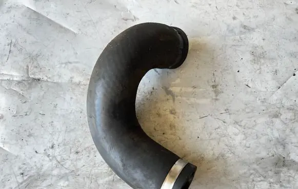 Toyota RAV 4 (XA20) Intercooler hose/pipe