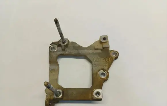 Toyota Hilux (AN120, AN130) Radiator mount bracket HILUX78945