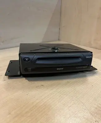 Renault Laguna II Navigation unit CD/DVD player 7700437567