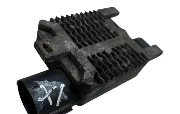 Coolant fan relay