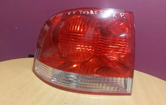 Volkswagen Touareg I Rear/tail lights
