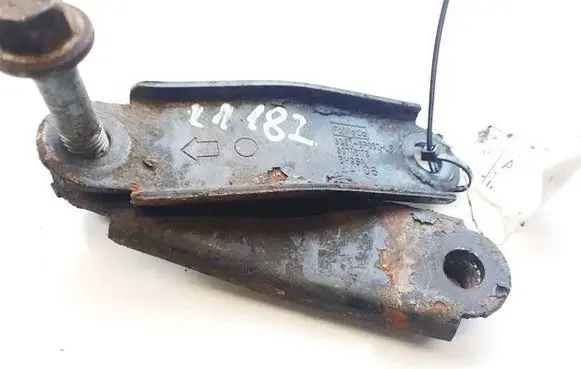 Ford Mondeo MK IV Engine mounting bracket 6G926P082LB