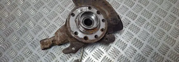Opel Zafira A Front wheel hub