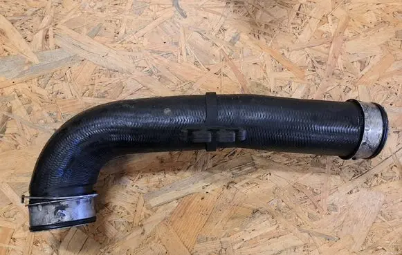 Volkswagen Golf V Intercooler hose/pipe 1K0145836C