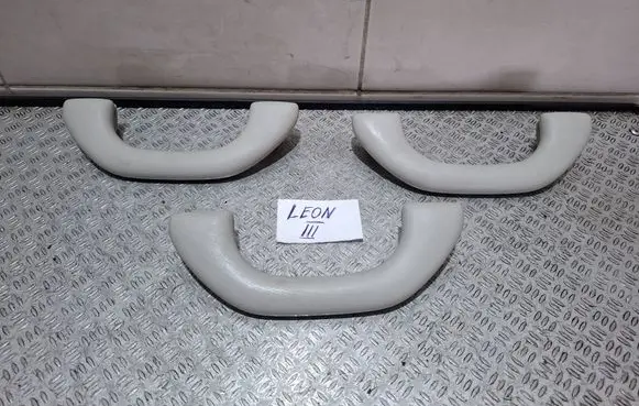 Seat Leon (5F) Front interior roof grab handle