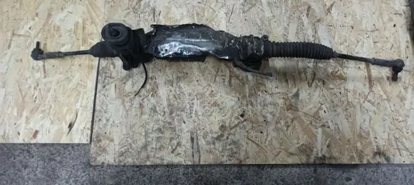 Volkswagen Golf VI Steering rack 1K0909144J