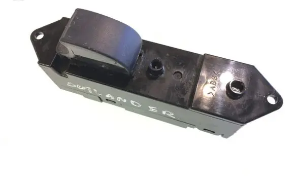 Mitsubishi Outlander Electric window control switch MR502239