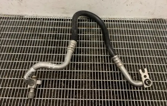 Fiat 500 Air conditioning (A/C) pipe/hose P68225317AA