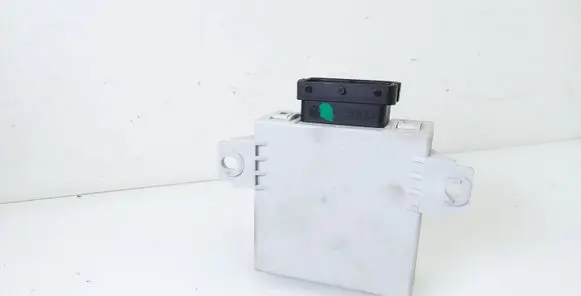 Toyota Avensis T250 Window wiper relay 150696