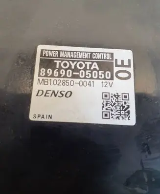 Toyota Avensis T270 Other control units/modules 8969005050 MB1028500041