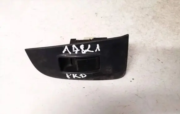 Toyota Avensis T250 Electric window control switch 7423105140 74231-05140