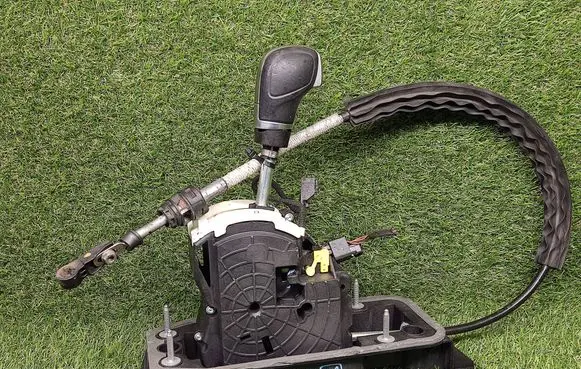 Volkswagen PASSAT CC Gear selector 3AB713023A