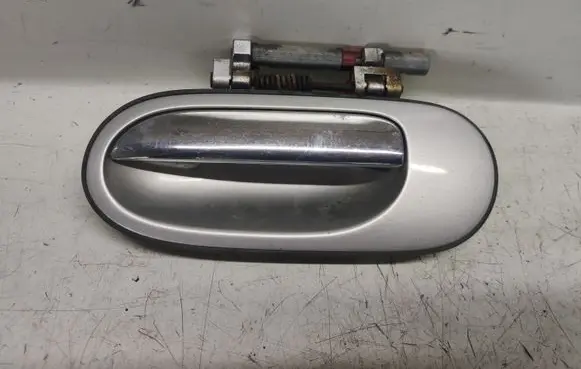 Nissan Almera Tino Rear door exterior handle