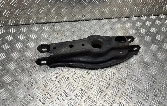 BMW X1 E84 Rear upper control arm/wishbone 6772899