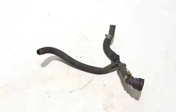 Gearbox oil cooler pipe/hose