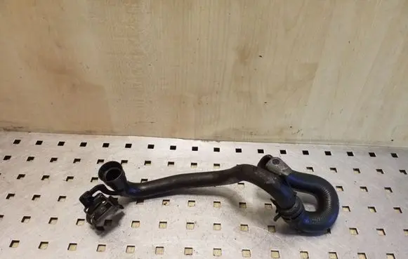 Mercedes-Benz C W203 Engine coolant pipe/hose
