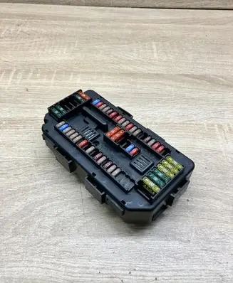 BMW 1 F20 F21 Fuse module 9224879