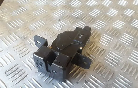 KIA Sorento Tailgate window lock/catch/latch 871303E000