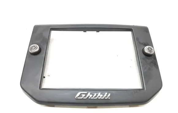 Maserati Ghibli Radio/GPS head unit trim 089510000102 15102013 E1105765