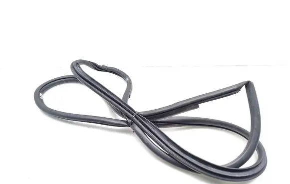 Toyota Prius (XW50) Front door rubber seal 