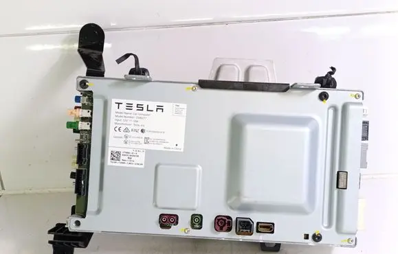 Tesla Model Y Other devices 1506277 146577200A 177500091K