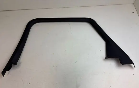 Audi Q5 SQ5 Rear door glass trim molding 80A867672