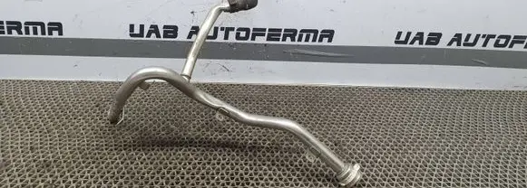 Engine coolant pipe/hose