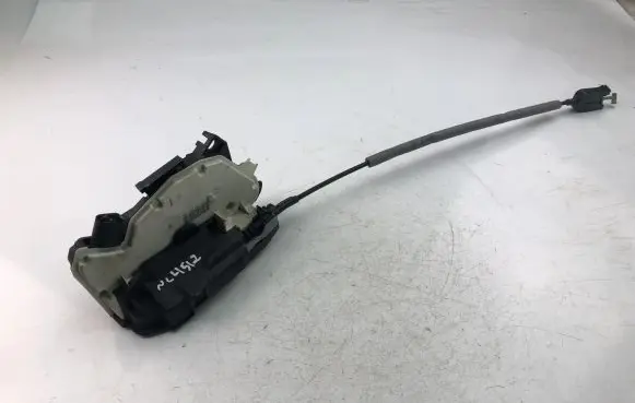 Skoda Citigo Coupe door lock (next to the handle) 1S4839016C