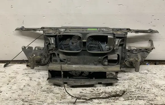 BMW 5 E39 Radiator support slam panel