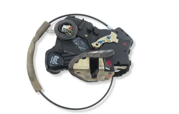 Toyota Corolla E120 E130 Front door lock 