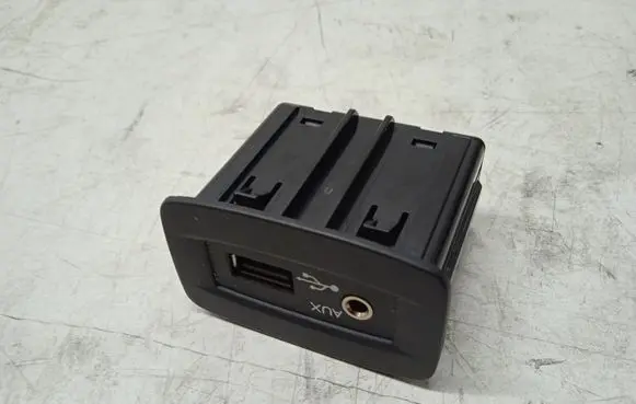 Renault Scenic III - Grand scenic III AUX in-socket connector 280230006R