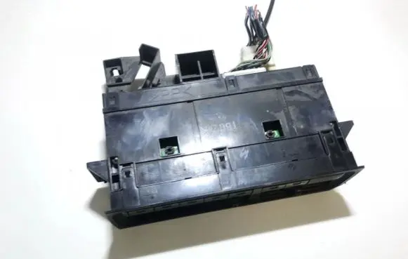 Mazda 323 F Climate control unit