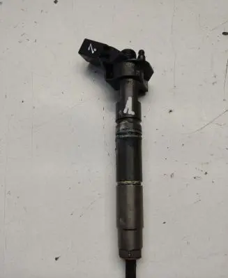 Mercedes-Benz ML W164 Fuel injector A6420701987 0445115076 0445115