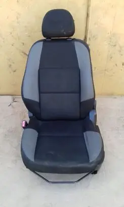 Peugeot 207 Front passenger seat 