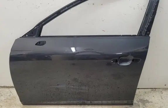 Audi A4 S4 B9 8W Front door