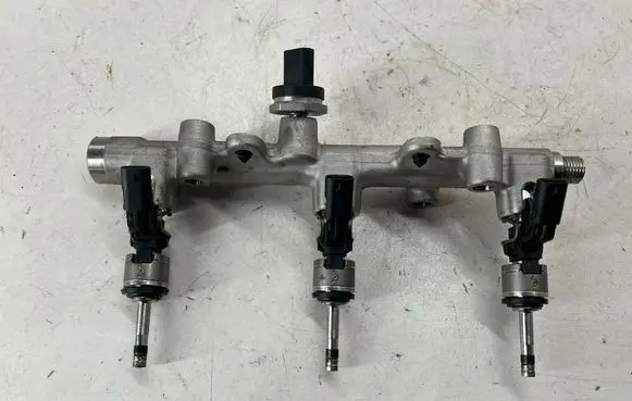Ford Escape IV Fuel injection system set P2GE9D376AA PV4E9H487AE PV4E9S441AB