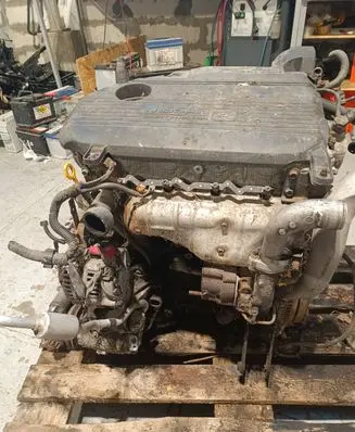 Nissan Almera Tino Engine