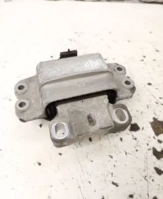 Volkswagen Golf Plus Engine mount bracket 1K0199555