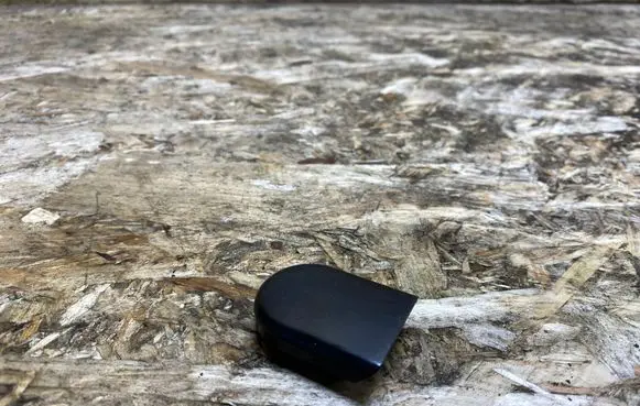 Infiniti G37 Wiper trim