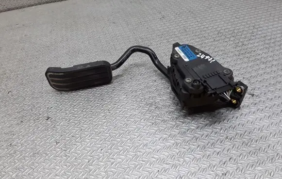 Ford Galaxy Accelerator throttle pedal 7M3723507B